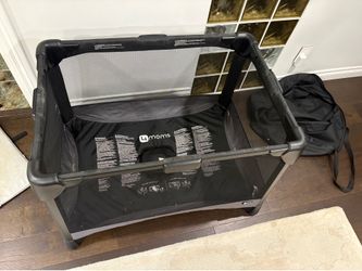 4MOMS Play Pen