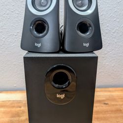 Logitech Z313 2.1 50W Computer PC Speaker System with Subwoofer