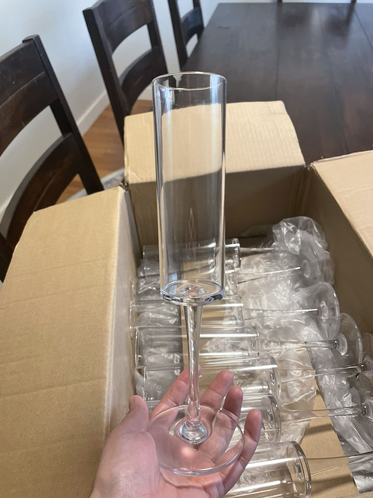 16 Acrylic Champagne Flutes