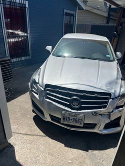Detalles en fotos. Todo lo demand esta al 💯 $2300