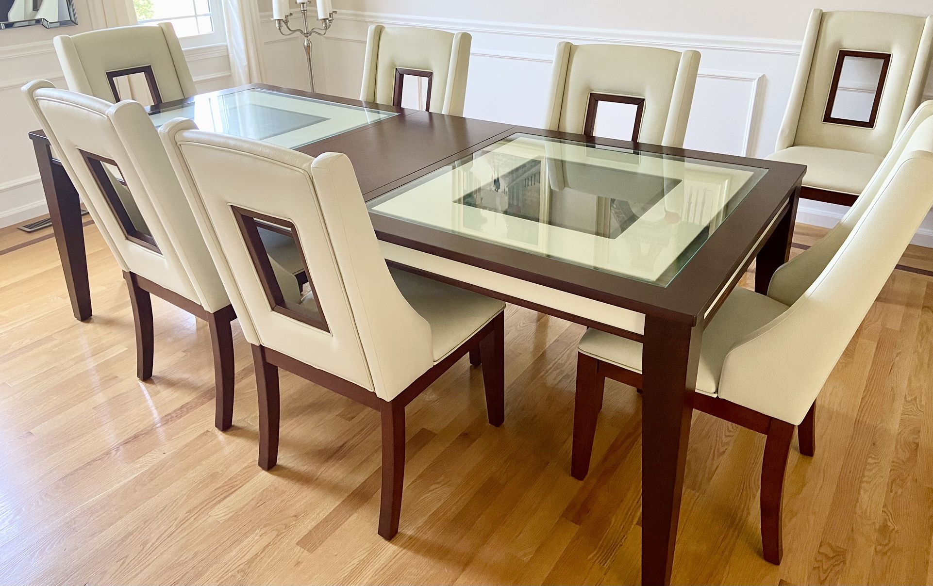 Dining Set with Rectangle Dining Table with Leaf Insert and Set of 8 Chairs Dimensions: 94.5-76.5” x 42"w, leaf: 18"