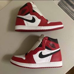 Air Jordan 1 Retro High OG Chicago (2015) ✅️ Size 9.5 Men's 💎 DS, Brand New 💯% Authentic 👌🏼 Guaranteed 🔸️ Nike AJ 1 I🔥🔥