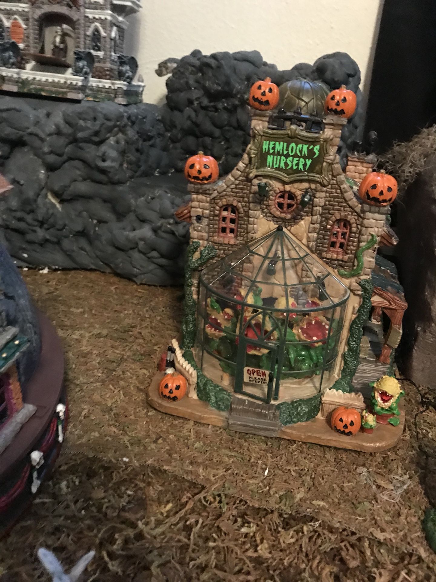 Lemax spooky town Hemlocks Nursery. New!