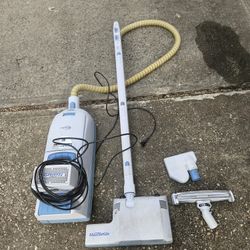 Electrolux Vacuum 