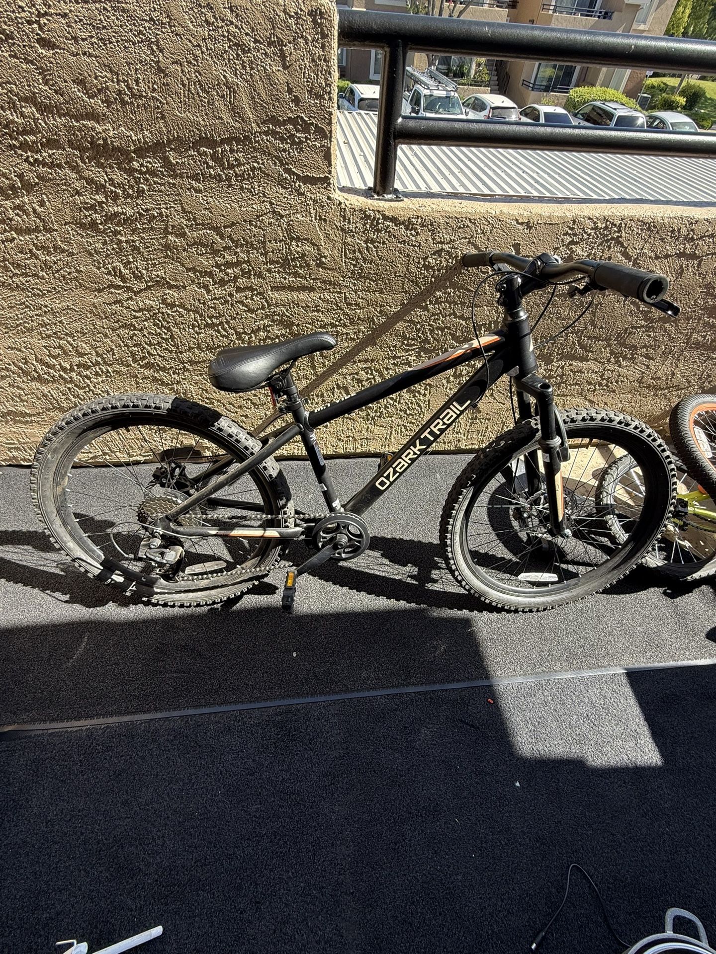 Ozark Trail Mountain Bike