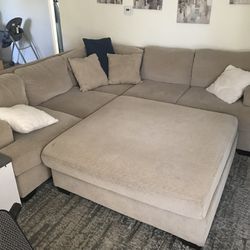 Living Room Couch - Large L Couch 