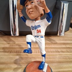 VALENZUELA'S BUBBLE HEAD TOY