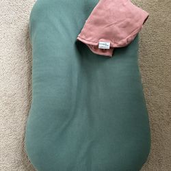 Snuggle Me Baby Lounger With 2 Covers