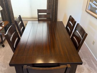 Wooden Dining Room Table and Chairs 63”