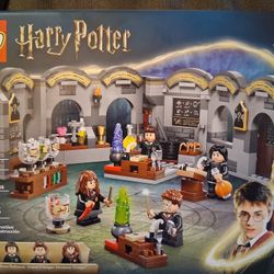 HOGWARTS CASTLE Lego Set #76431