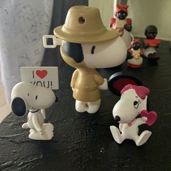 Collection Peanuts Gang Figures From McDonald’s Happy Meal Seats