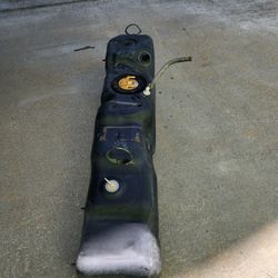2005 Dodge Ram 2500 Diesel 34 Gal. Fuel Tank