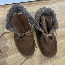 Shoes With Women Size 7