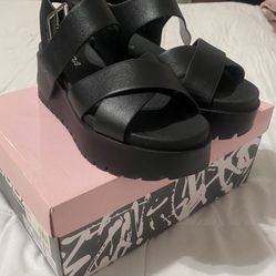 Black Platform Sandals