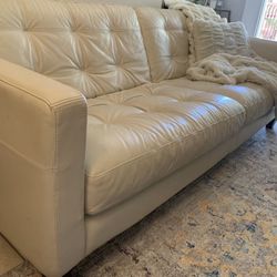 Macys Leather Crème Beige Sofa 