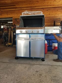 Brand new In box grill