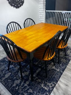 Free dinner table