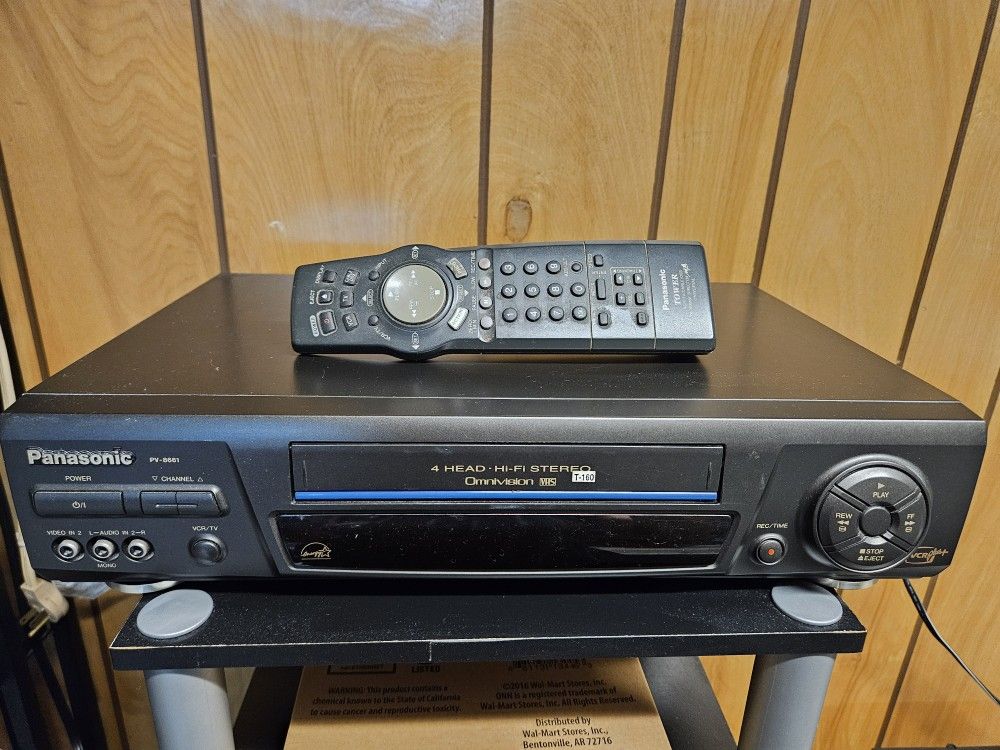 VHS/VCR Player with Cable. Not Sure If Remote Works