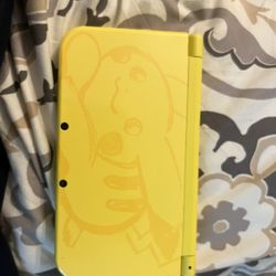 SPECIAL PIKACHU EDITION 3DS XL 