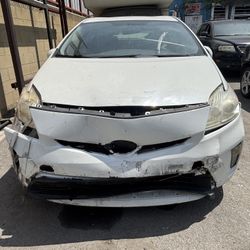 2012 TOYOTA PRUIS PARTS ONLY 