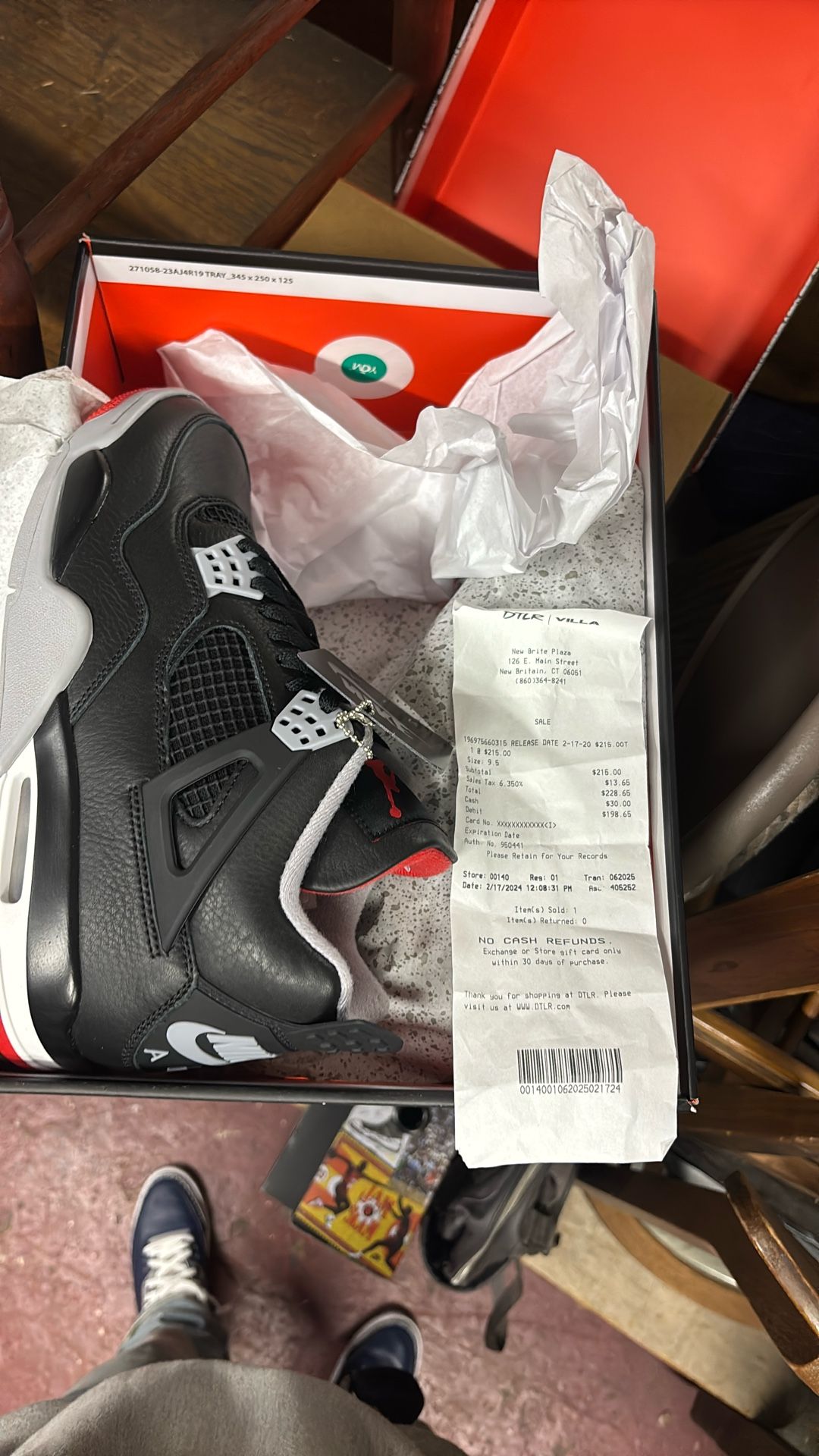 Air Jordan 4 Size 9.5