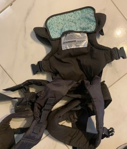 Infantino carrier