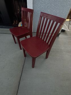 Tolder chairs
