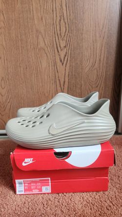 Nike size 10  Reactx Rejuven8  khaki