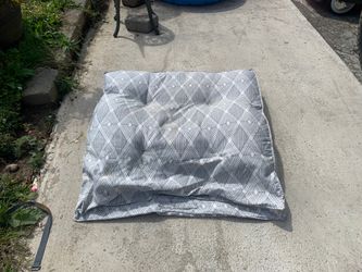 Pet bed