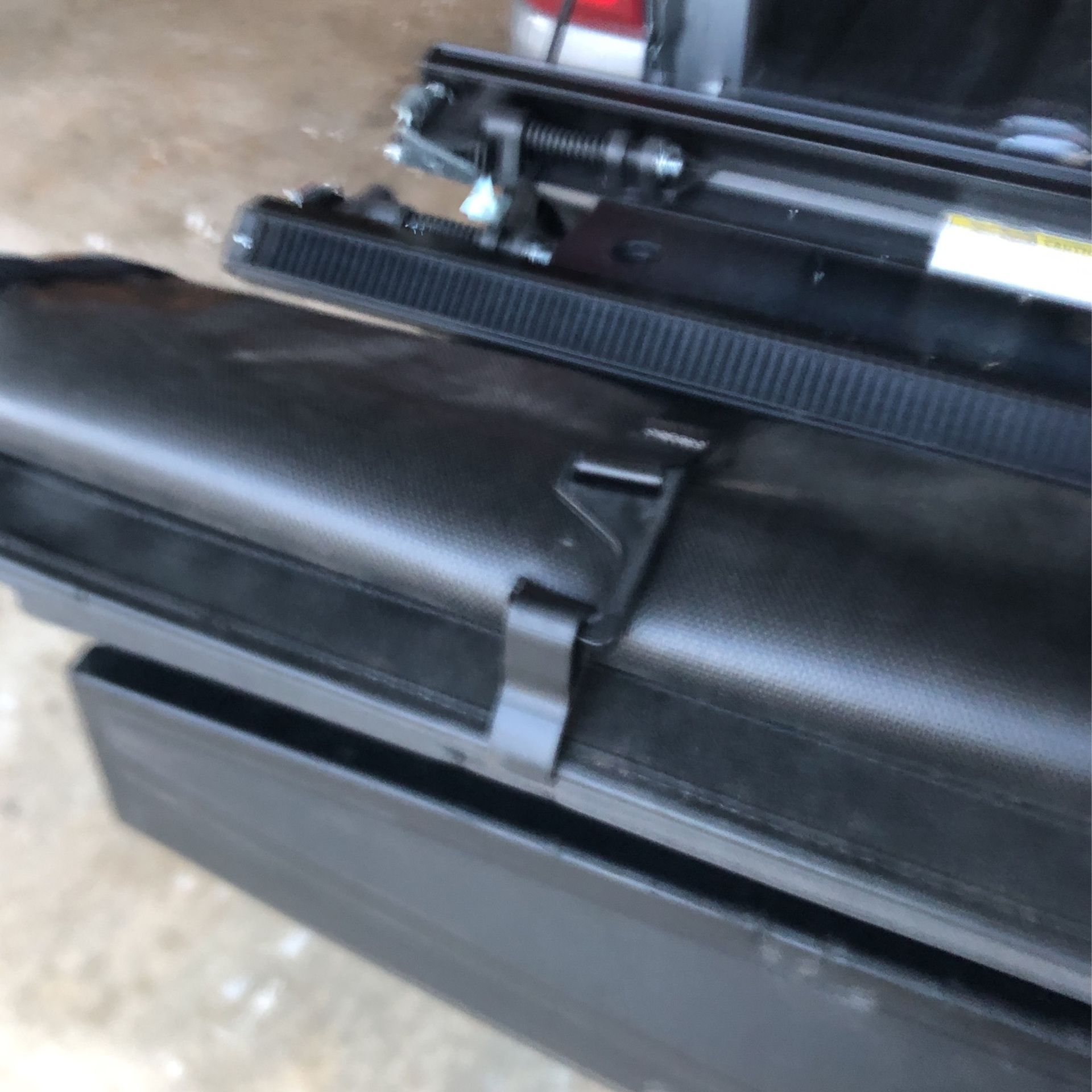 Truck Tanneau Cover