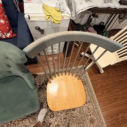 5 Vintage Wooden Chair