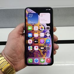 Apple iPhone XS Max 256GB in Silver (Factory Unlocked/Desbloquiado)