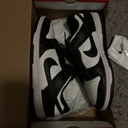Panda dunks