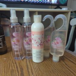 Avon Bath & Body Bundle - Cherry Blossom 