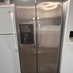 36” Wide Used Stainless Steel Refrigerator 