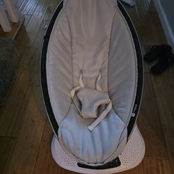 Mamaroo Infant Swing