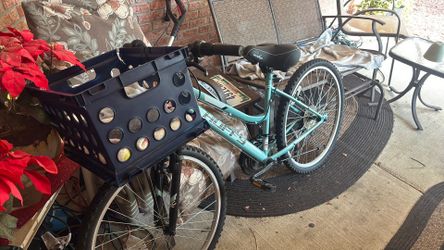 Huffy bike.