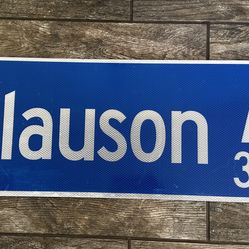 Slauson Sign