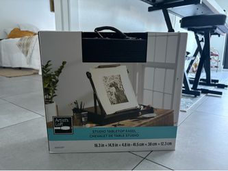 Canvas holder