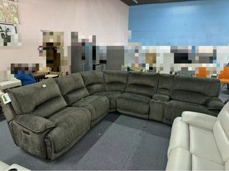 Redding 6-piece Fabric Power Reclining Sectional with Power Headrest，$1100