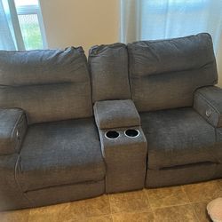 Electric Reclining Couches