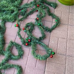 Garland Con Luces  2x $12.00 Son Grandes 