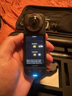 Insta360 X4 Motorcycle Bundle – 8K Waterproof 360 Action Camera with suite of accessories 