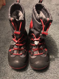 Keen winter boots. Boys sz 10