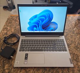 Lenovo IdeaPad 3 _ Laptop 15.6" _ Quick Sale _