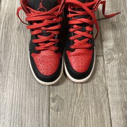 Air Jordan 1 Banned Kids Size 4 Youth