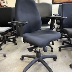  2 Super Comfortable Ergonomic Fully Adjustable Black Fabric Task Arm Chairs By Comfortek