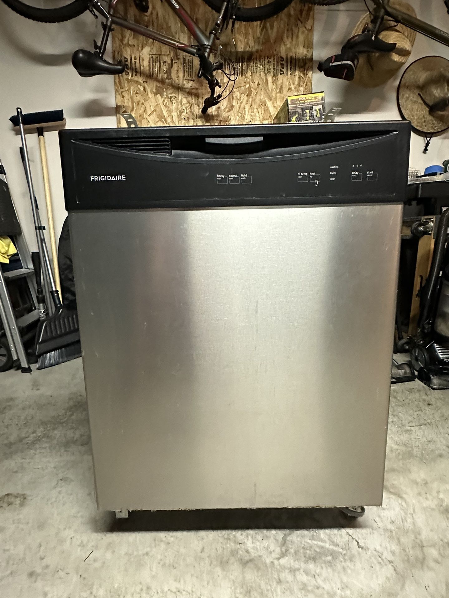 Gas Range & Dishwasher $150