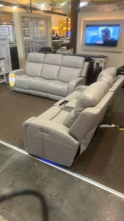 Moto Motion recliner sets