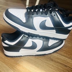 Nike Panda Dunks